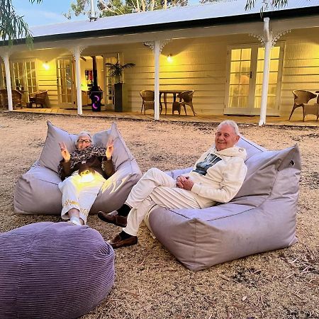 Llewellin'S Guest House Margaret River Exterior foto