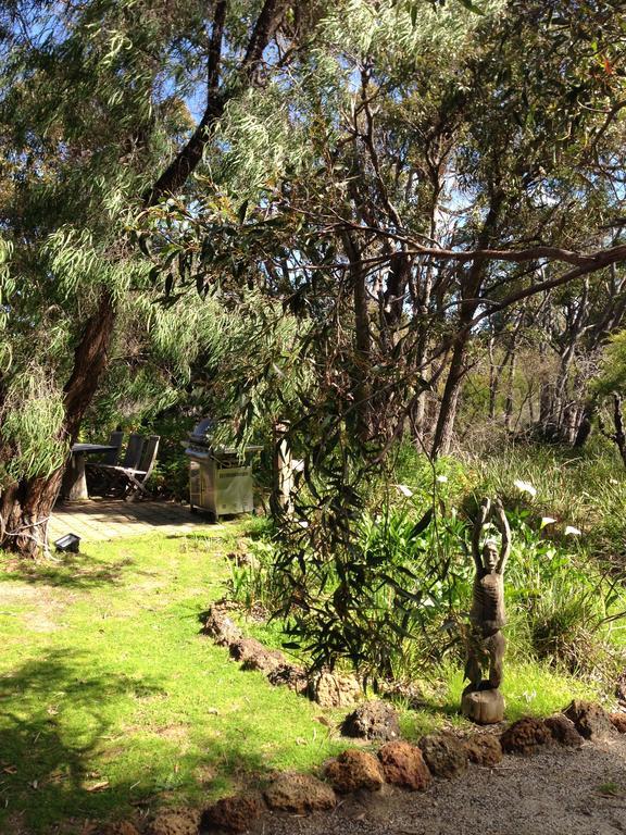 Llewellin'S Guest House Margaret River Exterior foto